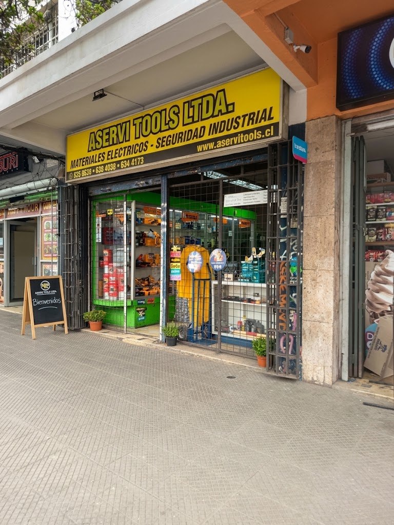 Local Aservi Tools Ltda. en 10 de Julio Huamachuco